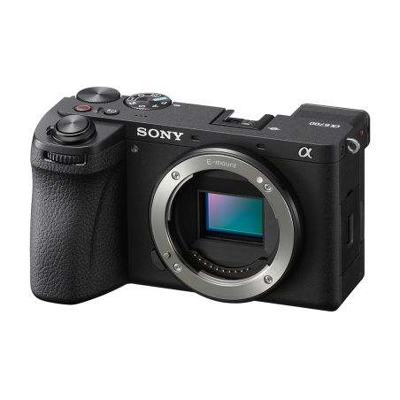 Sony Alpha 6700 avec objectif 18-135mm f/3,5-5,6 OSS : Le pack pour le vlog
